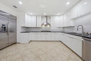 20100 NE 20th Court 0, Miami, FL 33179