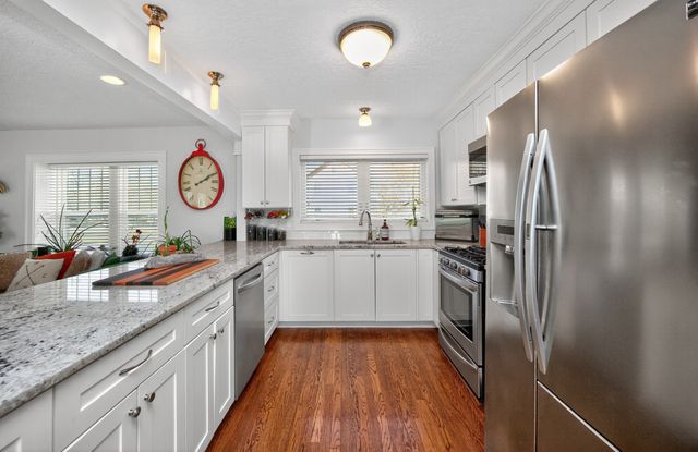 2829 49th Street, Des Moines, IA 50310