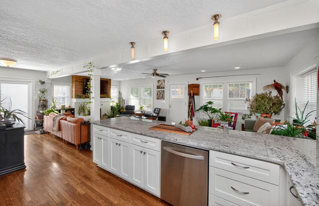 2829 49th Street, Des Moines, IA 50310