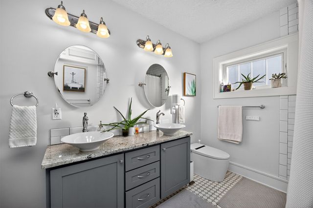 2829 49th Street, Des Moines, IA 50310