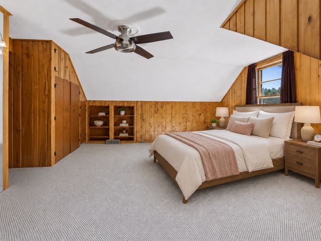 988 Sherren Street W, Roseville, MN 55113