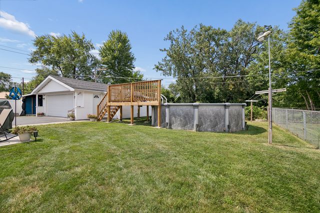 7416 S Octavia Avenue, Bridgeview, IL 60455