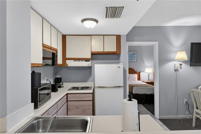 6165 CARRIER DR 3803, Orlando, FL 32819