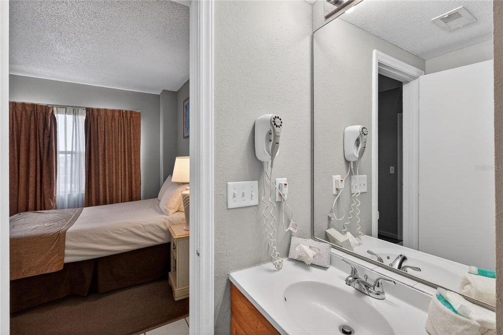 Image 20 of property listing at 6165 CARRIER DR 3803, Orlando, FL 32819