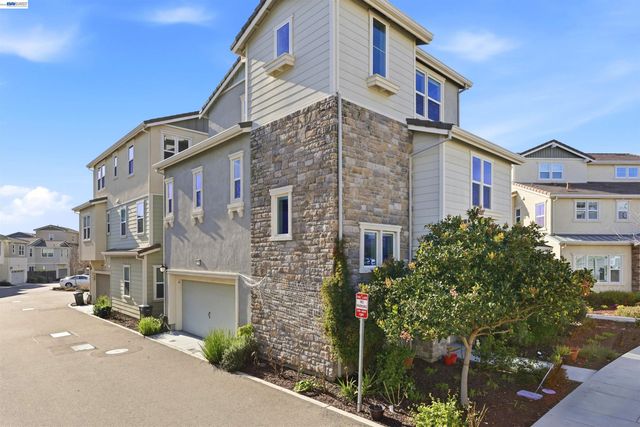 4038 Knightstown St, Dublin, CA 94568