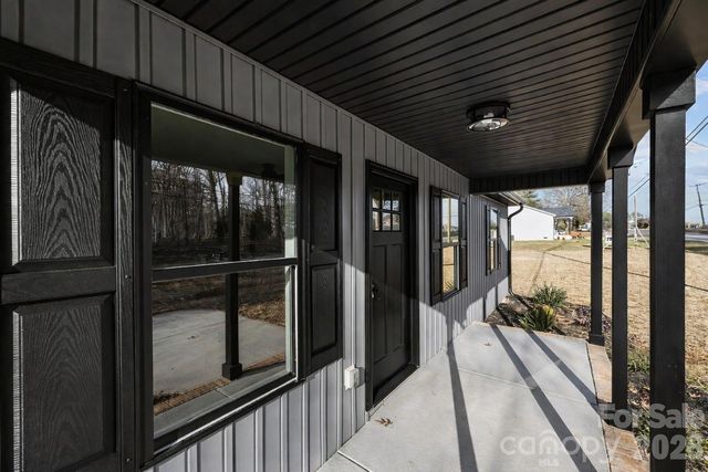 2220 Mooresville Road, Salisbury, NC 28147