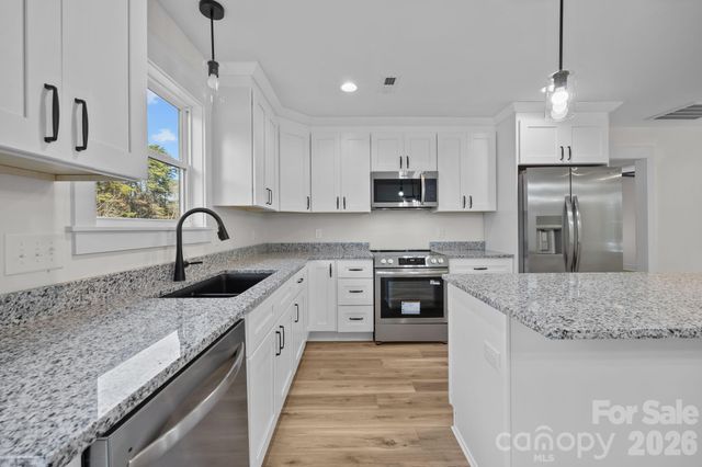 2220 Mooresville Road, Salisbury, NC 28147