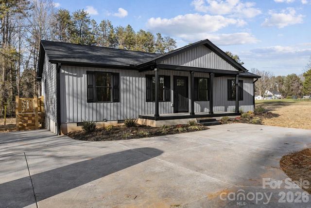 2220 Mooresville Road, Salisbury, NC 28147