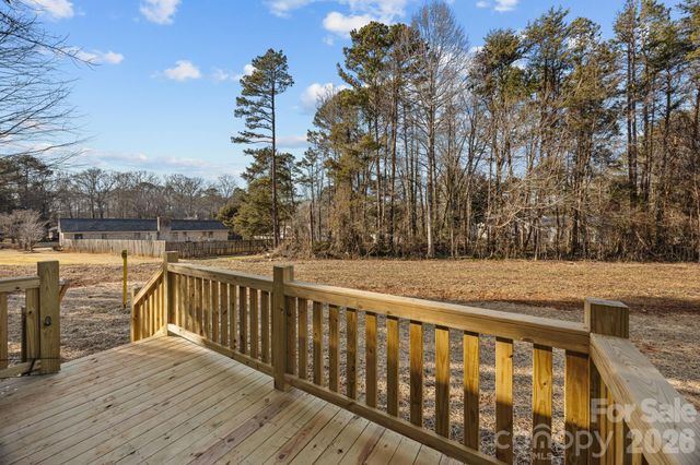 2220 Mooresville Road, Salisbury, NC 28147