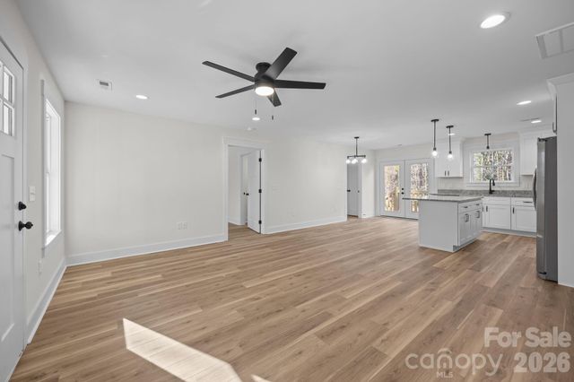 2220 Mooresville Road, Salisbury, NC 28147