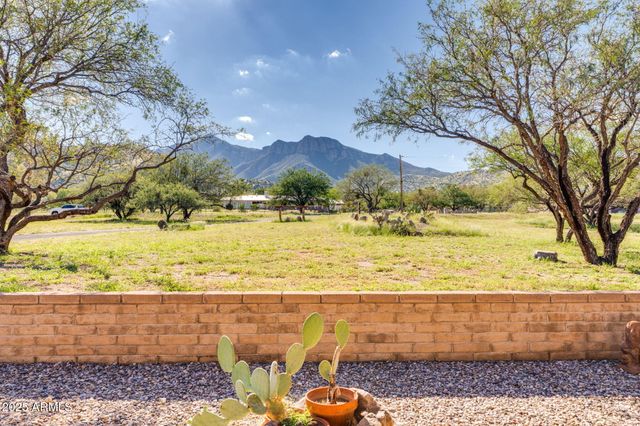 8015 S High Road, Hereford, AZ 85615