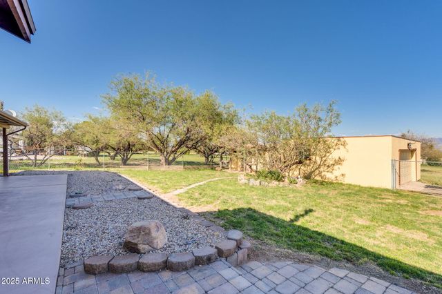 8015 S High Road, Hereford, AZ 85615