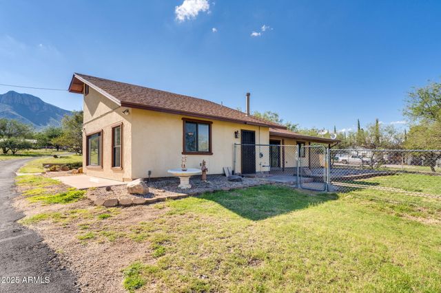 8015 S High Road, Hereford, AZ 85615