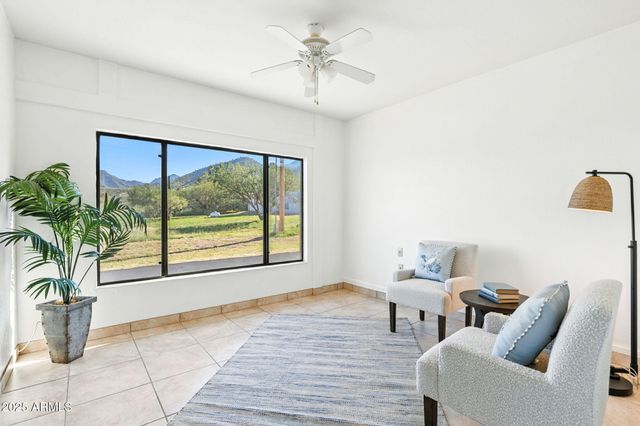 8015 S High Road, Hereford, AZ 85615