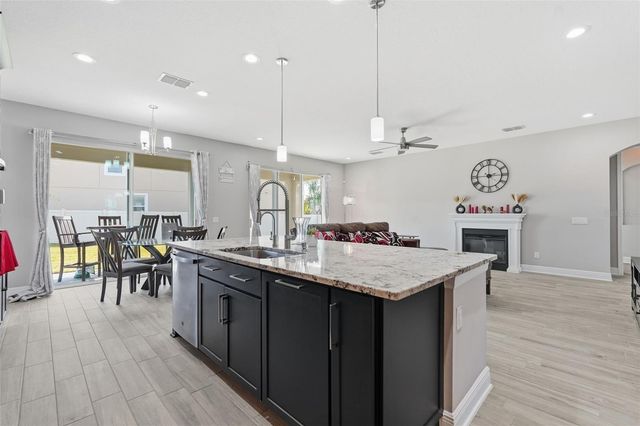 11002 SUNDRIFT DRIVE, Tampa, FL 33647