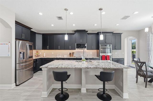 11002 SUNDRIFT DRIVE, Tampa, FL 33647