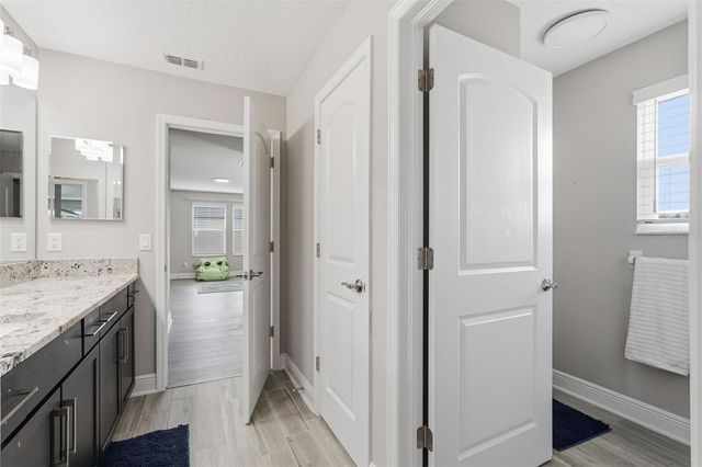 11002 SUNDRIFT DRIVE, Tampa, FL 33647