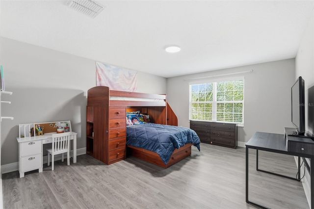 11002 SUNDRIFT DRIVE, Tampa, FL 33647