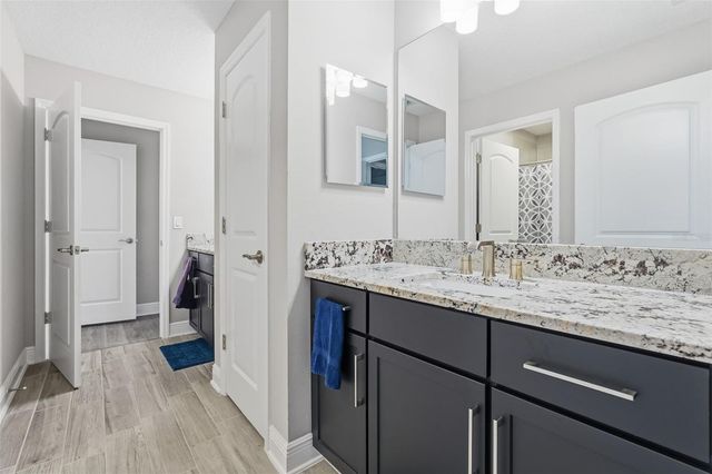 11002 SUNDRIFT DRIVE, Tampa, FL 33647