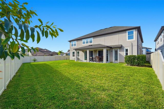 11002 SUNDRIFT DRIVE, Tampa, FL 33647