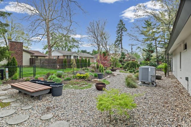 2226 Carberry Drive, West Lafayette, IN 47906