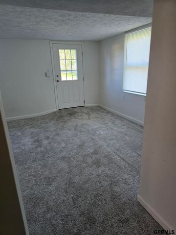 3208 S 46Th Street, Lincoln, NE 68506