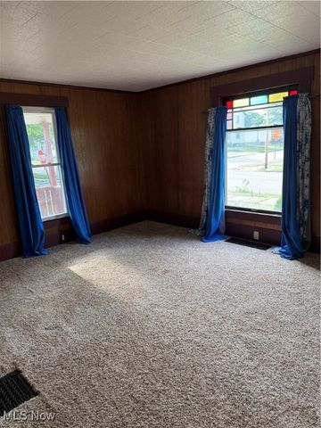 304 Cherry Avenue, Niles, OH 44446