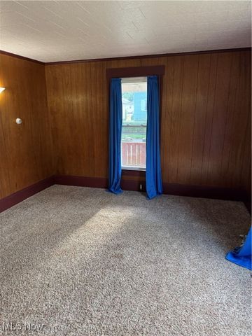 304 Cherry Avenue, Niles, OH 44446