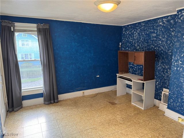 304 Cherry Avenue, Niles, OH 44446