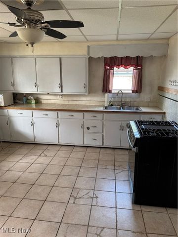 304 Cherry Avenue, Niles, OH 44446