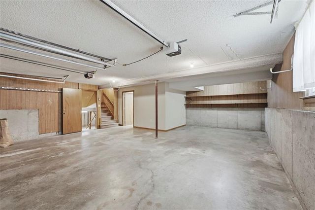 1022 SE 5th Street, Lee's Summit, MO 64063