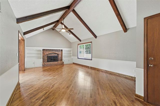 1022 SE 5th Street, Lee's Summit, MO 64063