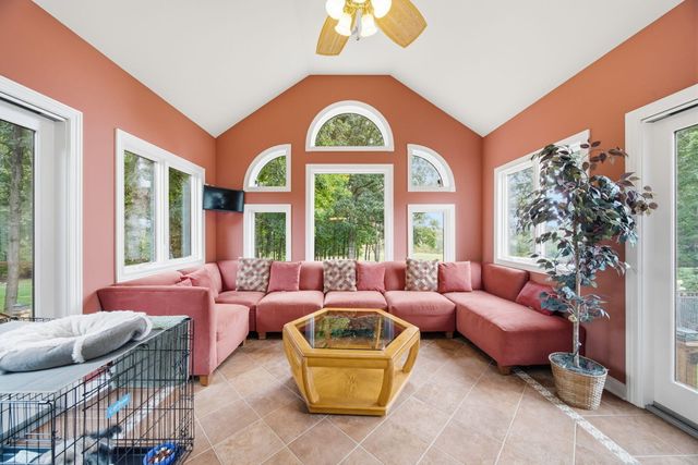 9405 Julia Drive, St. John, IN 46373