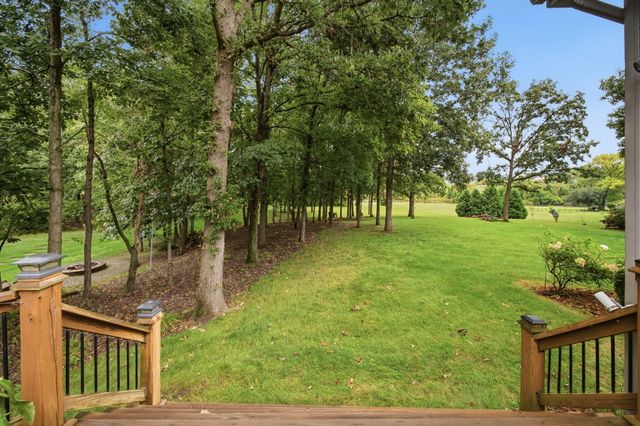 9405 Julia Drive, St. John, IN 46373