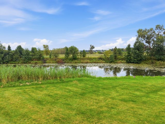 9405 Julia Drive, St. John, IN 46373