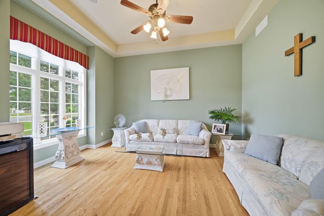 9405 Julia Drive, St. John, IN 46373