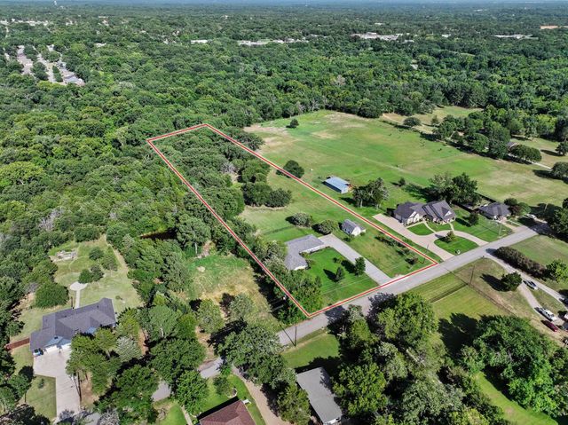 2200 S Lang Avenue, Denison, TX 75020