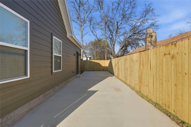 4222 Copeland Street, Dallas, TX 75210