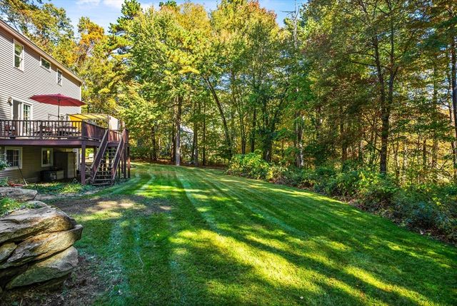 76 Oak Hill Lane, Boylston, MA 01505