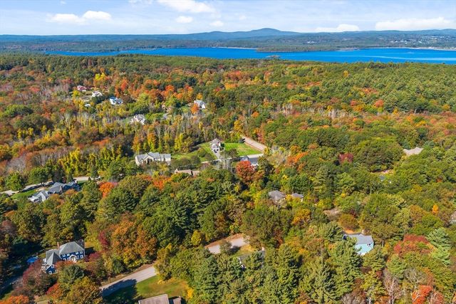 76 Oak Hill Lane, Boylston, MA 01505