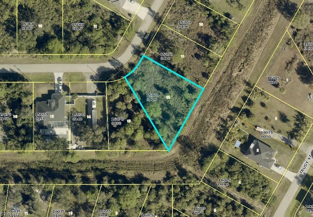 1916 Vesper CT, LEHIGH ACRES, FL 33972 — exterior