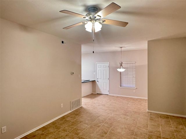 614 Bentwood DR, Leander, TX 78641