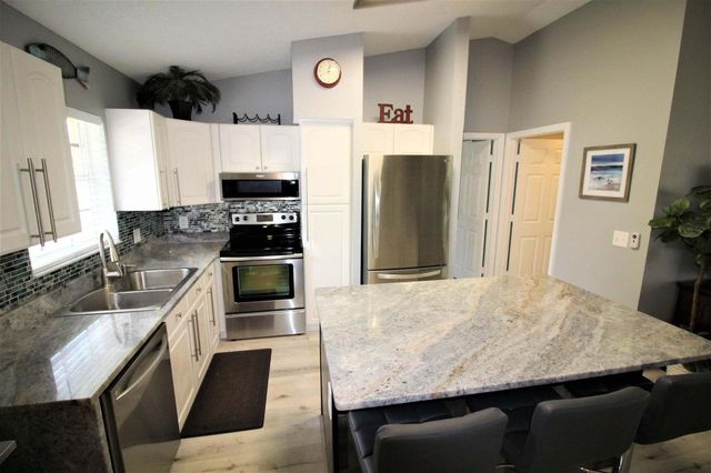 147 NW 10th Avenue, Delray Beach, FL 33444