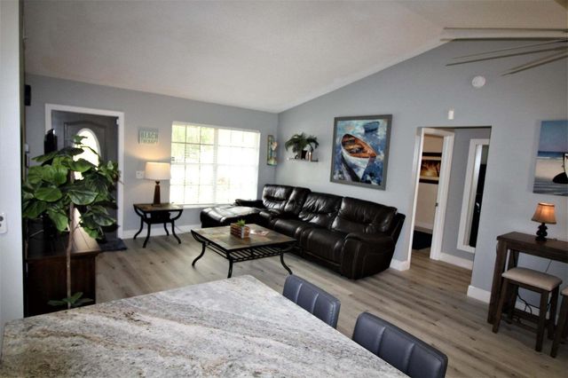147 NW 10th Avenue, Delray Beach, FL 33444
