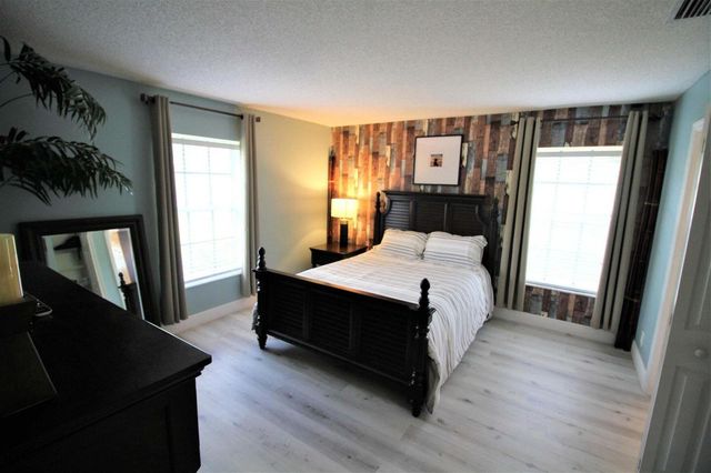 147 NW 10th Avenue, Delray Beach, FL 33444