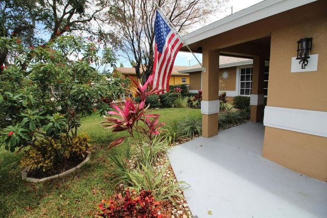 147 NW 10th Avenue, Delray Beach, FL 33444