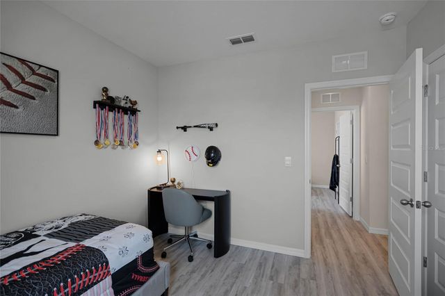 1592 HUMMINGBIRD ROAD, Winter Haven, FL 33884