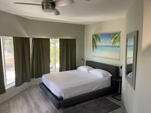 2200 NE 32nd Avenue, Fort Lauderdale, FL 33305