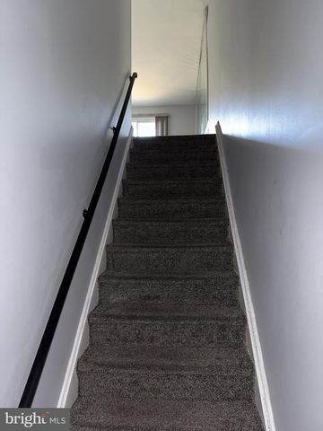 104 GARNET DR, Burlington, NJ 08016