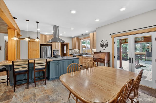 100 White Pine Drive, Ronald, WA 98940